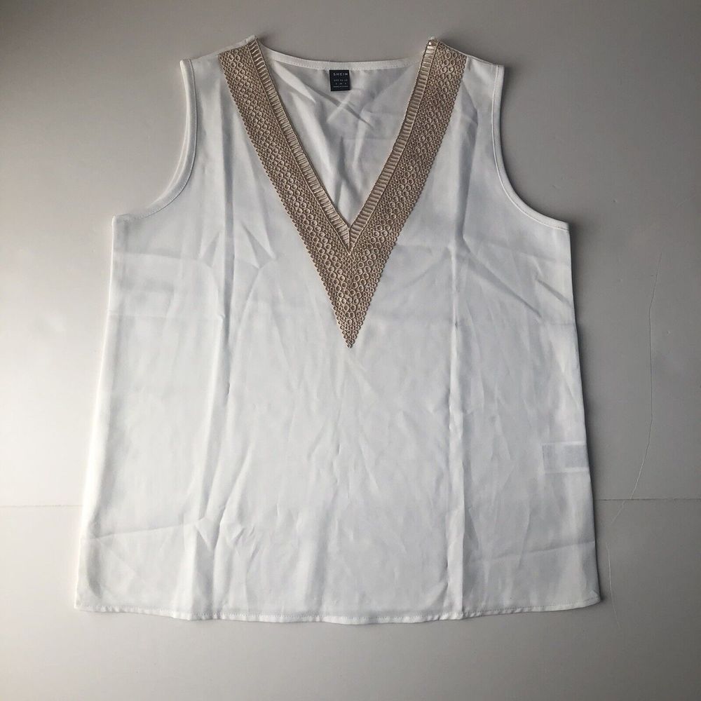 SHEIN White Top With Accent V-neck Size Small